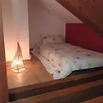2 Au Calme A La Maison Des Bambous Bed and Breakfast 3*