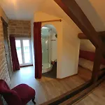 2 Au Calme A La Maison Des Bambous Bed & Breakfast