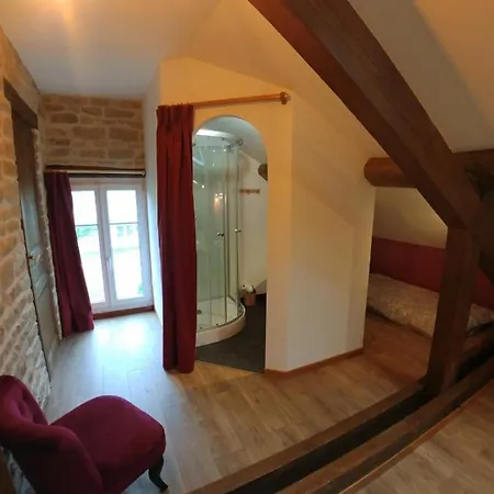 2 Au Calme A La Maison Des Bambous فندق مبيت وإفطار