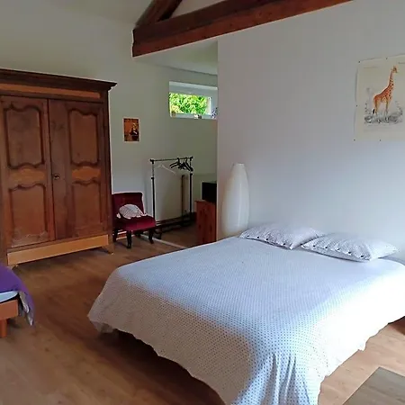 2 Au Calme A La Maison Des Bambous فندق مبيت وإفطار 3*