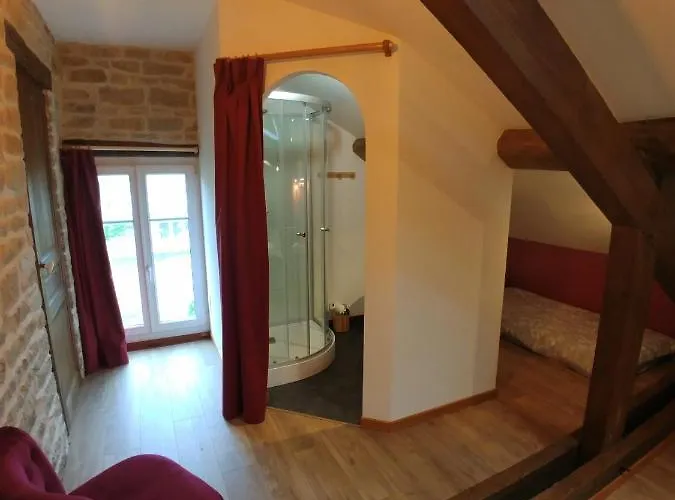 2 Au Calme A La Maison Des Bambous فندق مبيت وإفطار