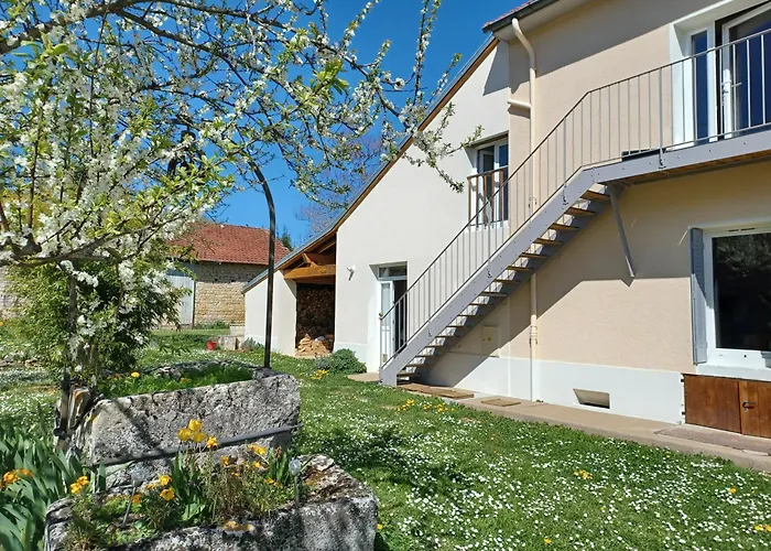 فندق مبيت وإفطار 2 Au Calme A La Maison Des Bambous ديجون